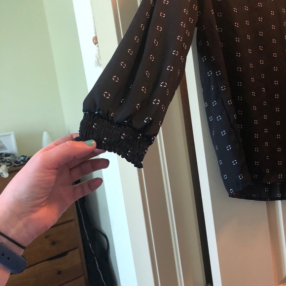 Banana republic chiffon shirt - Picture 2 of 7